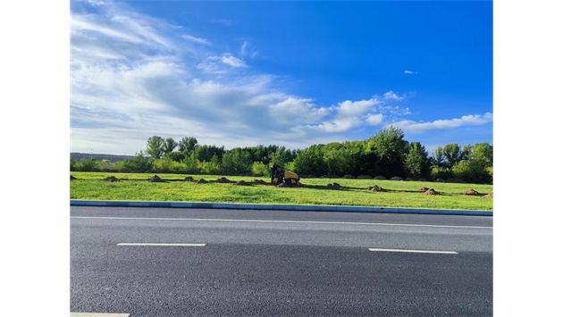 標題：伊利現(xiàn)代智慧健康谷道路綠化建設(shè)項目
瀏覽次數(shù)：647
發(fā)表時間：2023-11-07